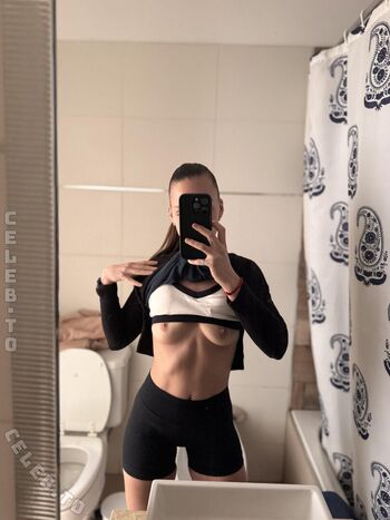 Full leaked Celinaslittlefantasy private onlyfans photo