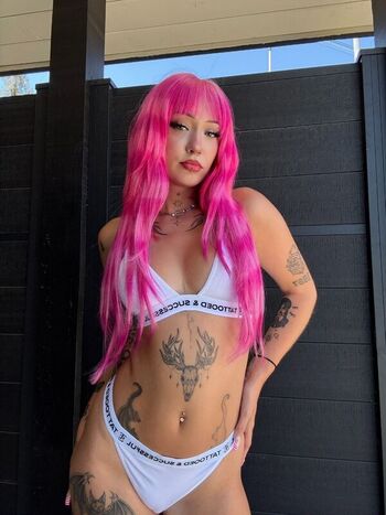 Full leaked Charleygrayyy private onlyfans photo