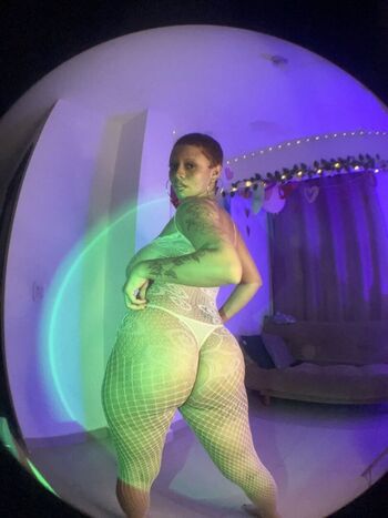 Full leaked Charlotee private onlyfans photo