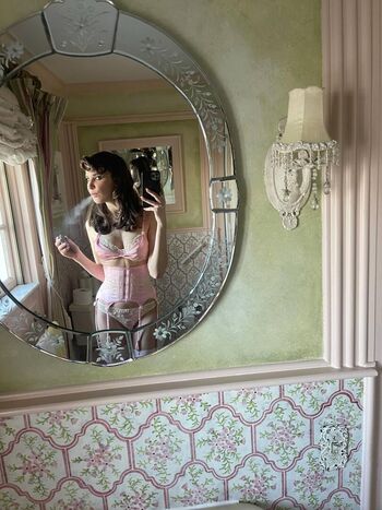 🔥 Charlotte dalessio  page leaked private photo uncensored full