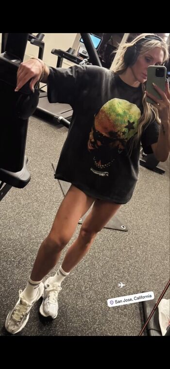 🔥 Charlotte flair leaked private photo uncensored full