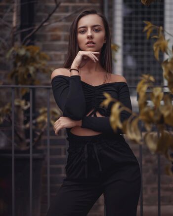 Full leaked Chelciehunt private onlyfans photo