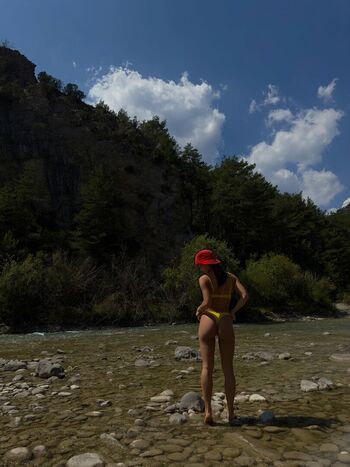 Full leaked Cheripisces private onlyfans photo