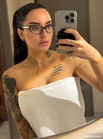 🔥 Cherryrebelle  page leaked private photo uncensored full