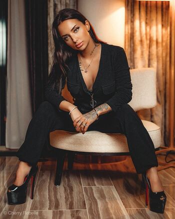🔥 Cherryrebelle  page leaked private photo uncensored full