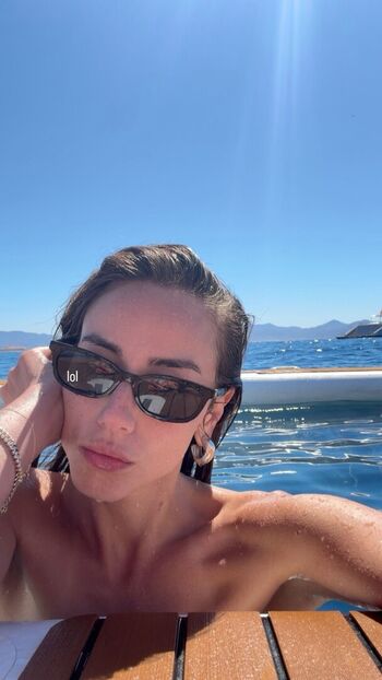Full leaked Chloe bennet private onlyfans photo