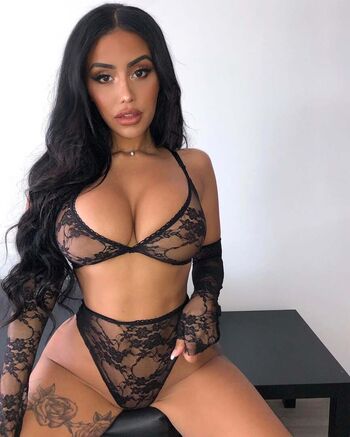 Full leaked Chloe saxon private onlyfans photo
