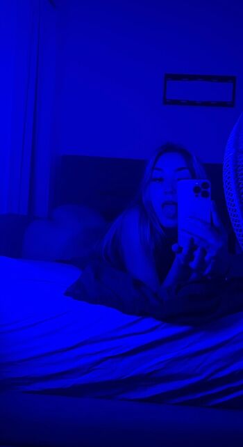 Full leaked Chloesmorris private onlyfans photo