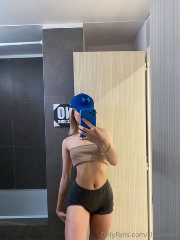 Full leaked Chloezera private onlyfans photo