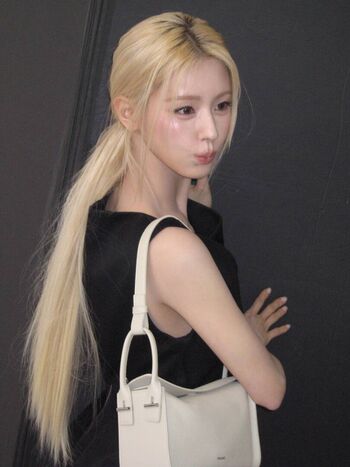 Cho Mi-yeon