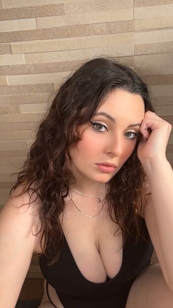 🔥 Christina green page leaked private photo uncensored full