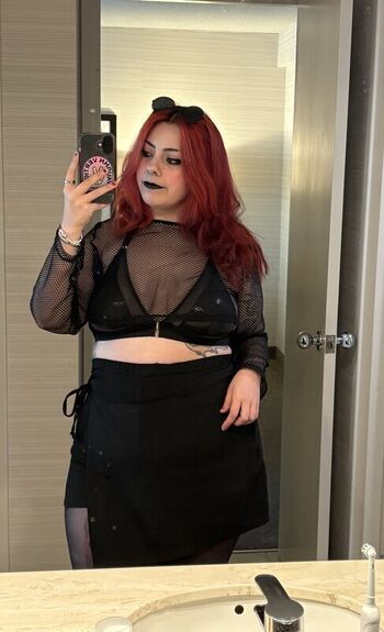 Full leaked Chx rliex private onlyfans photo