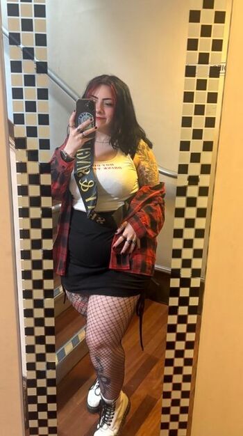 Full leaked Chx rliex private onlyfans photo