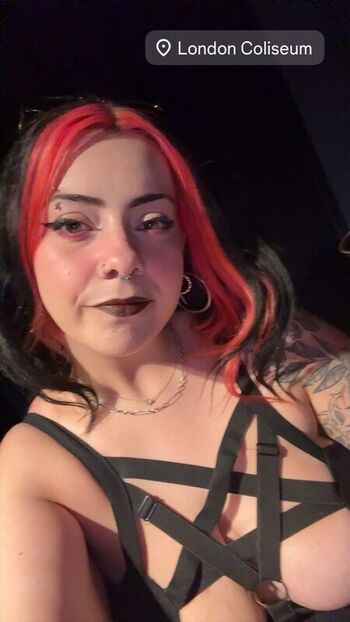 Full leaked Chx rliex private onlyfans photo