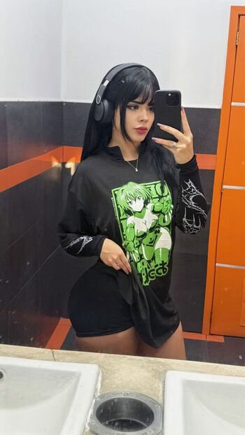 🔥 Chxrryxblossom  page leaked private photo uncensored full