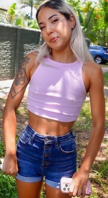 Full leaked Cici wild private onlyfans photo