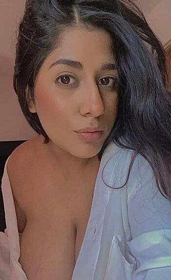 Cinthia De Leon
