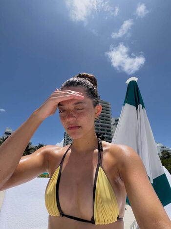 Full leaked Clara west page private onlyfans photo
