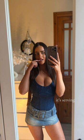 🔥 Clodaghnicgiollabhain leaked private photo uncensored full