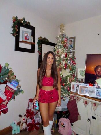 🔥 Clodaghnicgiollabhain leaked private photo uncensored full