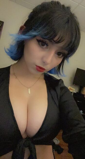 Full leaked Cloudy private onlyfans photo