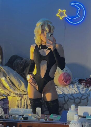 comely_cos