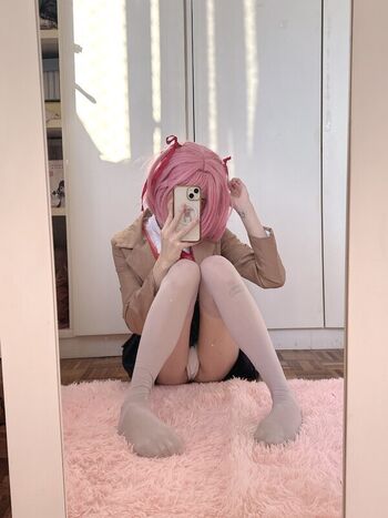 cos.maid