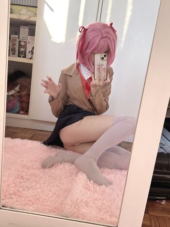 Full leaked Cos maid private onlyfans photo