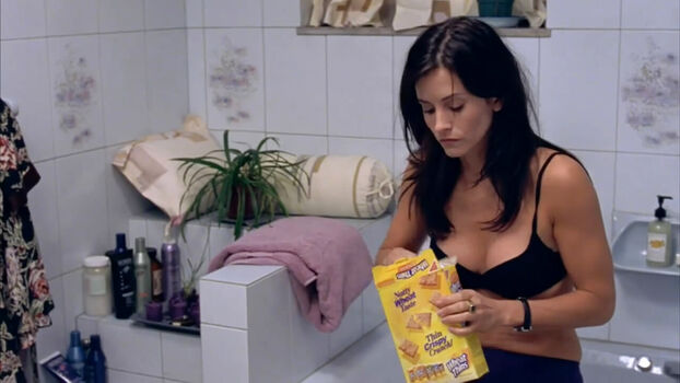Full leaked Courteney cox private onlyfans photo