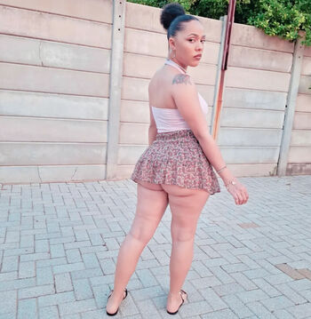 🔥 Curlyjulz leaked private photo uncensored full