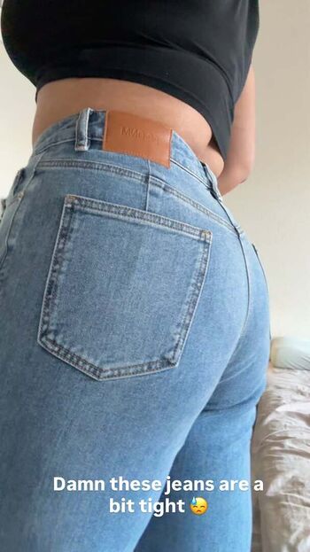 🔥 Curlywurdy page leaked private photo uncensored full