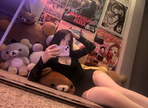 Full leaked Cwuddlemeplz private onlyfans photo