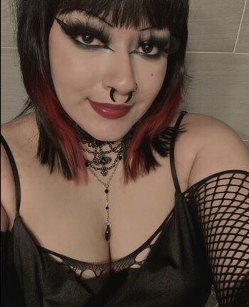 Full leaked Cybervamp private onlyfans photo