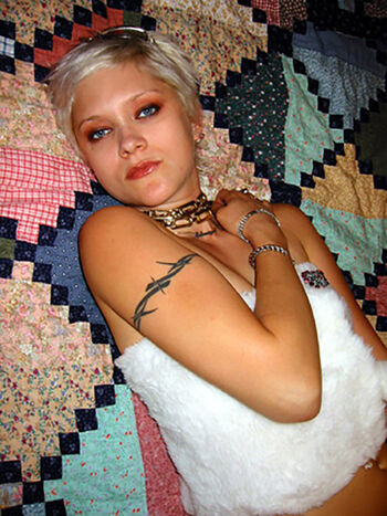 Dahlia Schweitzer