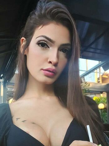 Daiane Tomazoni