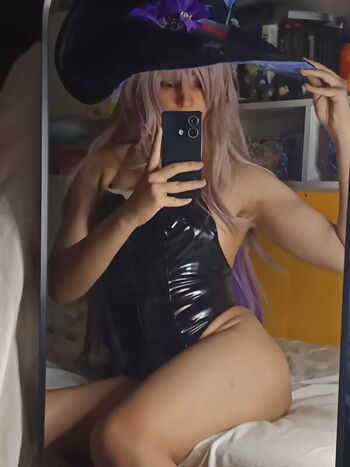 Full leaked Daisukienahime private onlyfans photo