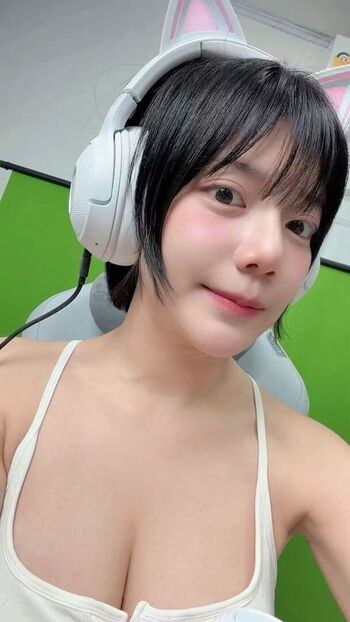 Full leaked Dangomeaw private onlyfans photo