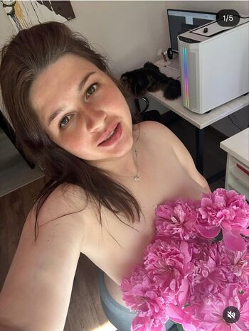 Full leaked Daria khudozhnitsa private onlyfans photo