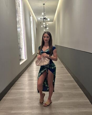 Full leaked Dayanisofficial private onlyfans photo