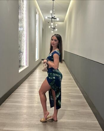 Full leaked Dayanisofficial private onlyfans photo