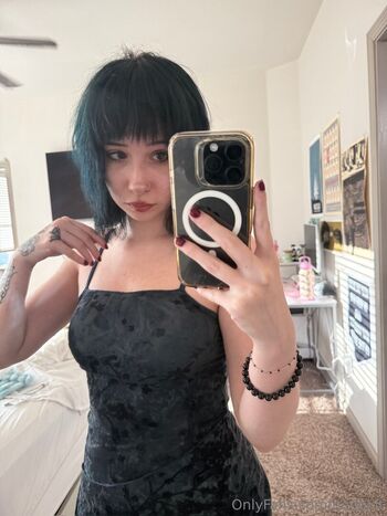 Full leaked Defeatthelw private onlyfans photo