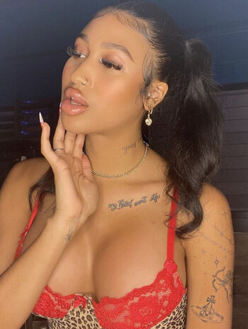Full leaked Desi desire private onlyfans photo