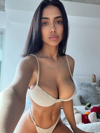 🔥 Desss leaked private photo uncensored full