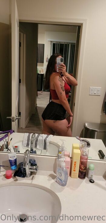Full leaked Dhomewrecker private onlyfans photo