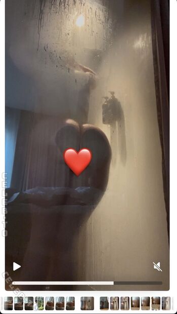 Full leaked Skyla novea/ private onlyfans photo