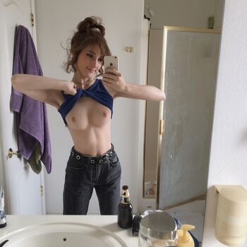 Full leaked Docilemoth private onlyfans photo