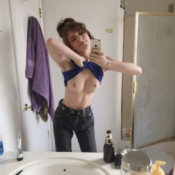 Full leaked Docilemoth private onlyfans photo