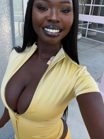 Full leaked Doshadeng private onlyfans photo