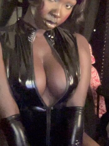 Full leaked Doshadeng private onlyfans photo