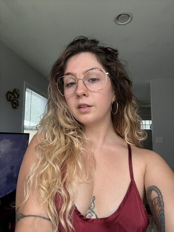 Full leaked Dreamxrgxrl private onlyfans photo